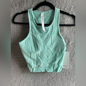 Lululemon EB to street Tank crop size 4 NEW teal